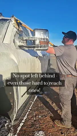 Tired of missing those tricky or too high spots during your car wash?! This long-handle microfiber brush makes cleaning every inch effortless — from rooftop to rims. 💪✨ ✅ Scratch-free ✅ Extra reach ✅ Perfect for trucks, SUVs & hard-to-reach places #carwashbrush #microfibercarwashbrushmop #carwashing #carwashproducts #tiktokshopcreatorpicks 