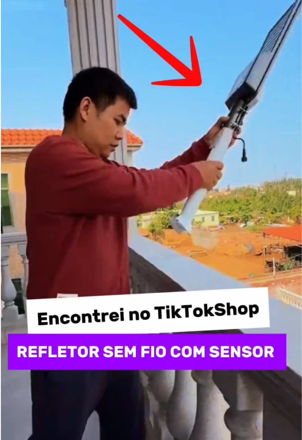 Refletor gigante que funciona a luz solar e não precisa de fio nem eletricidade 😱 Melhor custo benefício para você que precisa iluminar seu quintal ou rua 👍🏽 Clica no carrinho laranja e adquira antes que a promoção acabe 👇🏽👇🏽👇🏽 #refletorled #tiktokshop #refletorsolar #refletor 