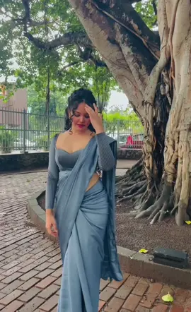 අනේ මේ මං නම් අහුවෙන්නැ ඕවට 😏🤍@kusal.k_  #saree #Fav #capcut #foryoupage #fyp 