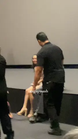 may dugaan na pong nangyayari opo (pareho lang silang nanduga 😭) @Ashtine Olviga @Andres #AshDres #AshtineOlviga #AndresMuhlach #MinamahalMovie #100BulaklakParaKayLuna 