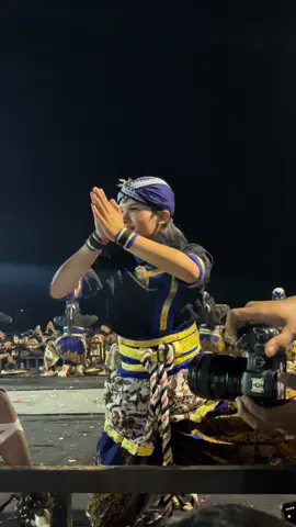 Mbak e sopo si kok ramah bgt 🤭 @Saleho Karya Budaya ID @ABAH LALA REAL #salehokaryabudayaindonesia #saleho #sukorejo #sukorejokendal #fyppppppppppppppppppppppp 