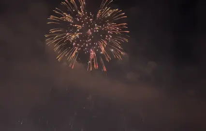 Fireworks + Seoul = Magic 🌌 #tiktok #vibe #fireworks #magic #seoul #fire #sky 