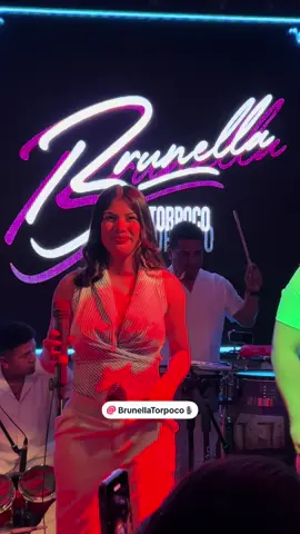 😍 @BrunellaTorpoco🎙 @Rustica #brunellatorpoco #rustica #fyppppppppppppppppppppppp #paratiiiiiiiiiiiiiiiiiiiiiiiiiiiiiii 