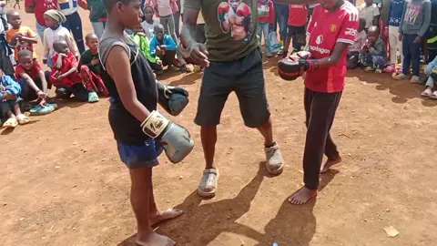 BOX IN THE STREET EPISODE 🥊🥊💯🙏#TeamAlfayo  #teamalfayosiwo #boxing🥊 #nairobifightnight #TeamAlfayo @SIMBA @SEE -WAR 
