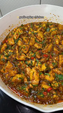 garlic spicy chicken🔥 #squeen322 #foryou #fyp #bengalitiktok #bengalifood #garlic #spicy #chicken #Recipe #xyzbc #viral 