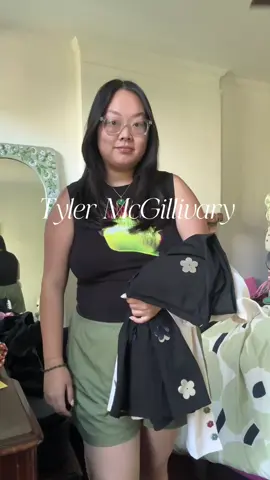 what I got from the Tyler McGillivary summer sale ⭐️ #nyclife #tylermcgillivary #fashion #tryonhaul #SummerFashion @Tyler McGillivary 