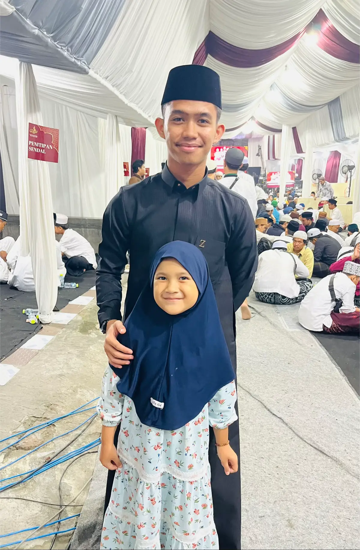 Alhamdulillah akhirnya kesampean diba ama zahir foto ama ustd miftahfaridl #miftahfaridl 