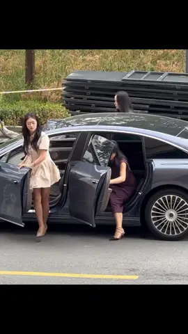 Domestic cars have self-parking technology #yeuxetrungquoc 