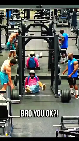 Anatoly funny moment 😂💪 #anatoly #gym #anatolyprank #europe #fyp 