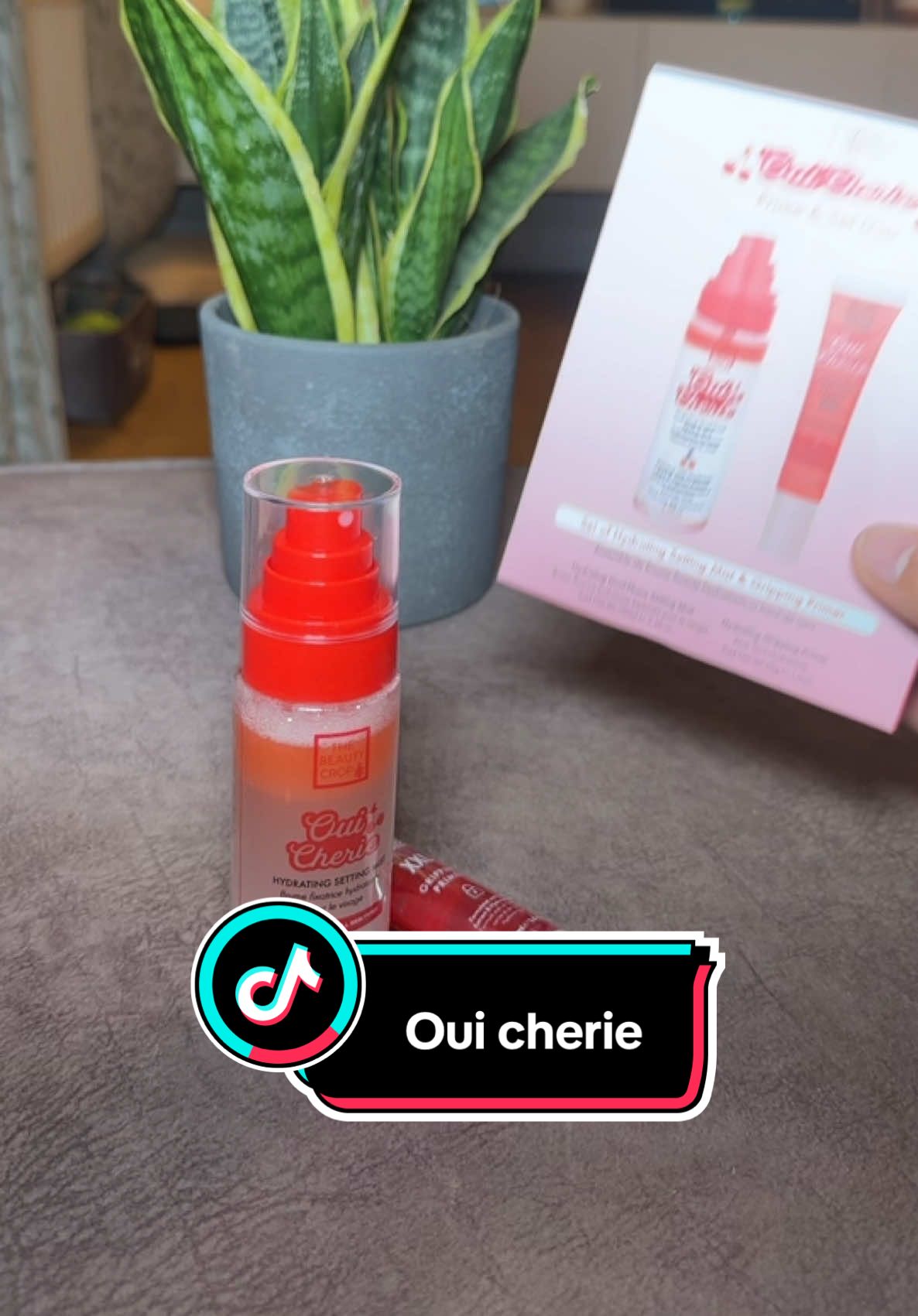 Glow all day, slay all night ✨ The Oui Cherie Prep & Set Duo keeps your makeup flawless and fresh 💖 Get yours now! #MakeupTok #BeautyHacks #OuiCherie #TikTokMadeMeBuyIt #FlawlessSkin 