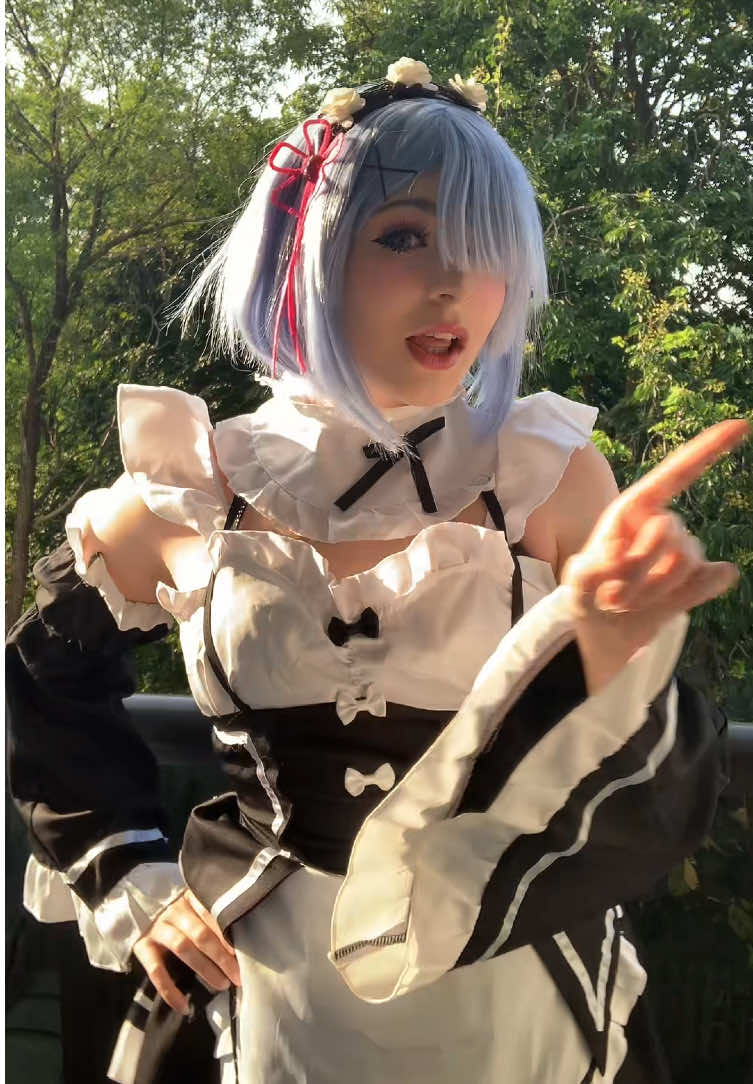 ROCK THAT BODY 😝 #rem #rezero #remcosplay #rezerocosplay #cosplay 