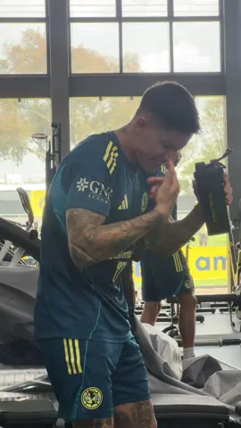 ¿Quién le hizo daño? 😤 #ClubAmérica #TikTokDeportes  