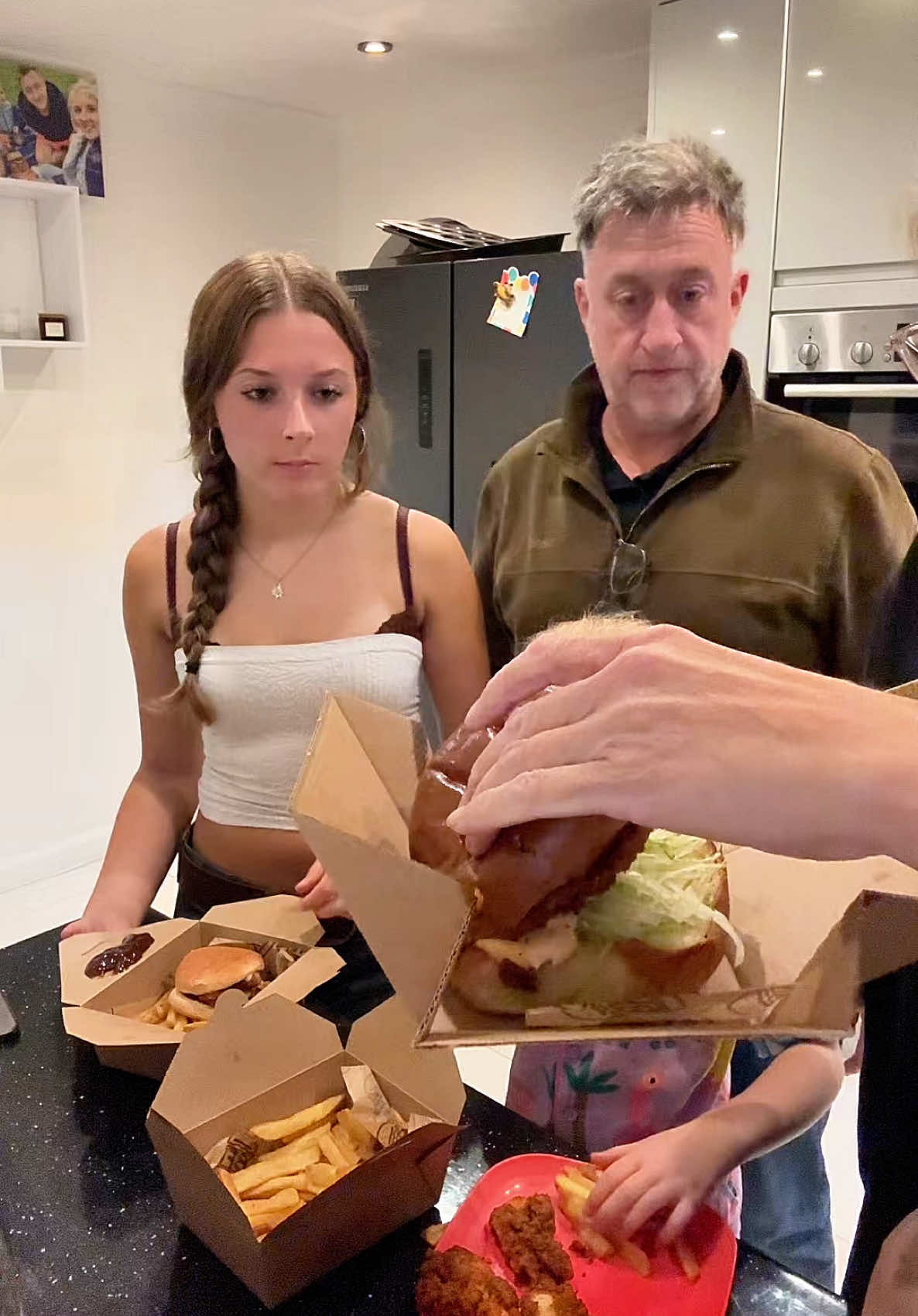 Saturday night takeaway #whatsfordinner #dishupdinnerwithme #pennyfam #plateup #takeaway #takeawayfood #takeawaynight #familylife #mumlifeontiktok #familymeals #mumlife #ourlife @The Penny Fam Mum @Ivy Harper @lexi @thepennyfam.dad 