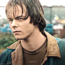 #JONATHANBYERS — he’s so fine i could cry. | #strangerthings #strangerthings5 #fyp 