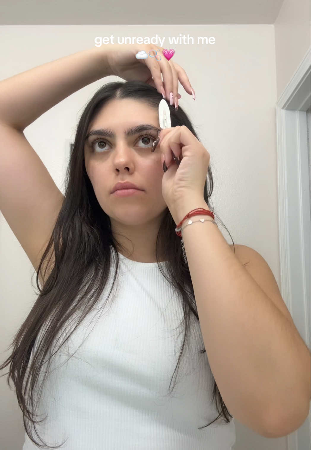 get unready with me 🫧💗 #fyp #gurwm #SelfCare 