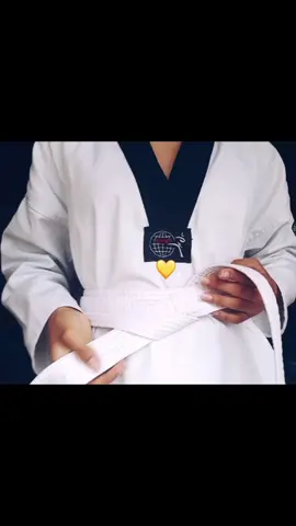 ❤️‍🩹🥋#taekwondogirl #taekwondo #taekwondo #cinturonamarillo #taekwondogirl 