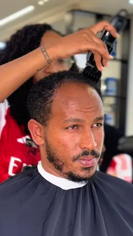 Replying to @الجهد منا والتوفيق من االله ❗️ #kumerthebarber💈🇪🇹 #የወንዶች #የፀጉርሙያስልጠና #haircuttutorial #Barbershop #barber #haircut #bestbarberinaddis #bestbarberinethiopia #fyp #taperfade #fade #dropfade #kidshairstyles #ሰርግ #habeshawedding #serg #cleancut #kidsoftiktok #kidssong 