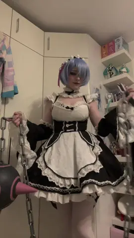 Never really showed her prop #Rem #rezero #cosplay #remcosplay 