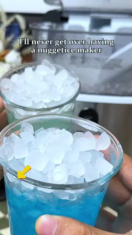 Euhomy Nugget Ice maker another level! My coffee's are going to be on #euhomy #euhomyicemaker #nuggetice #nuggeticemaker #icemachine     