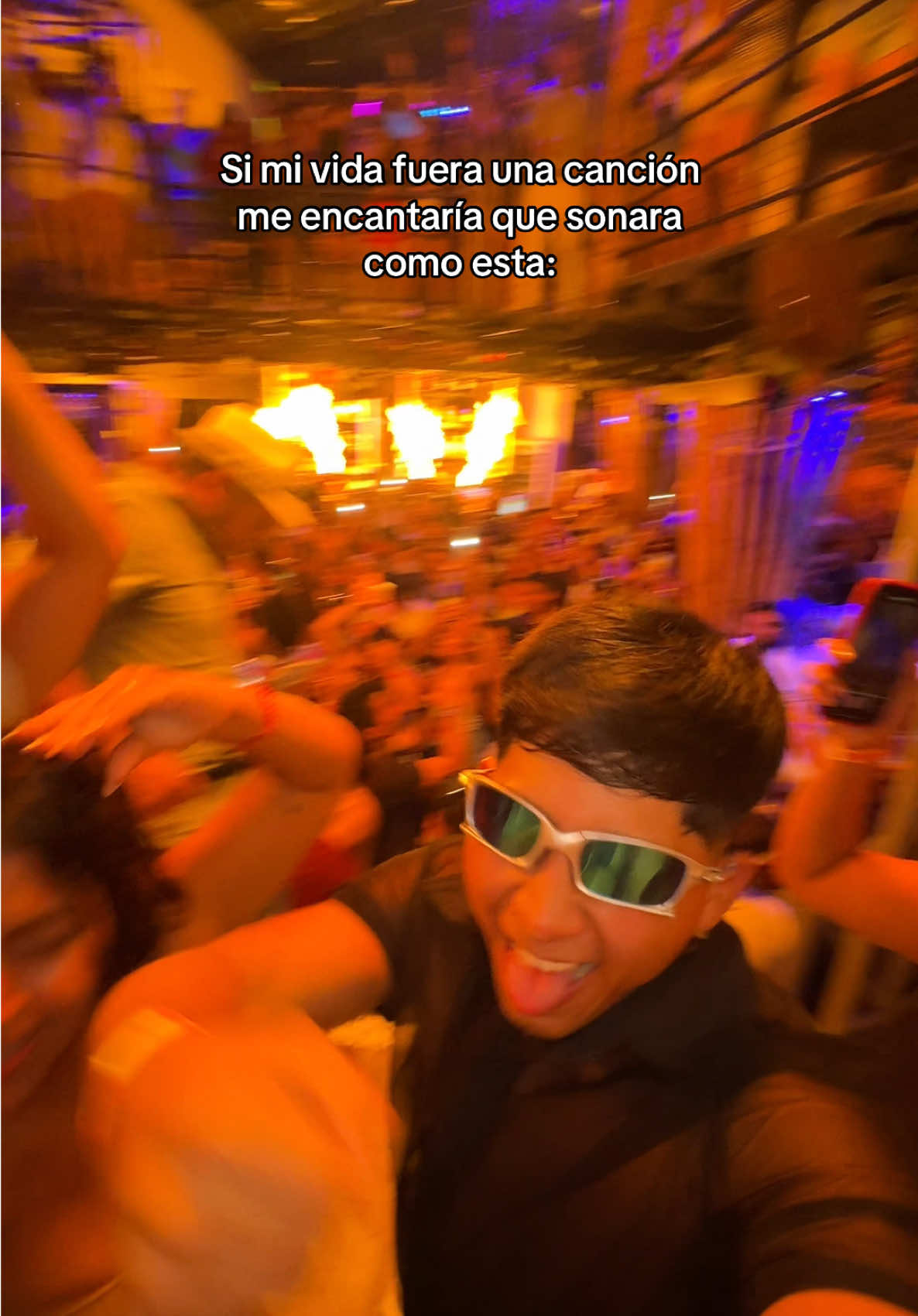 Este video me lleno de dopamina, vibras, etc🤪 #ecuador🇪🇨 #montañita #jhampoll #davidguetta #memories 