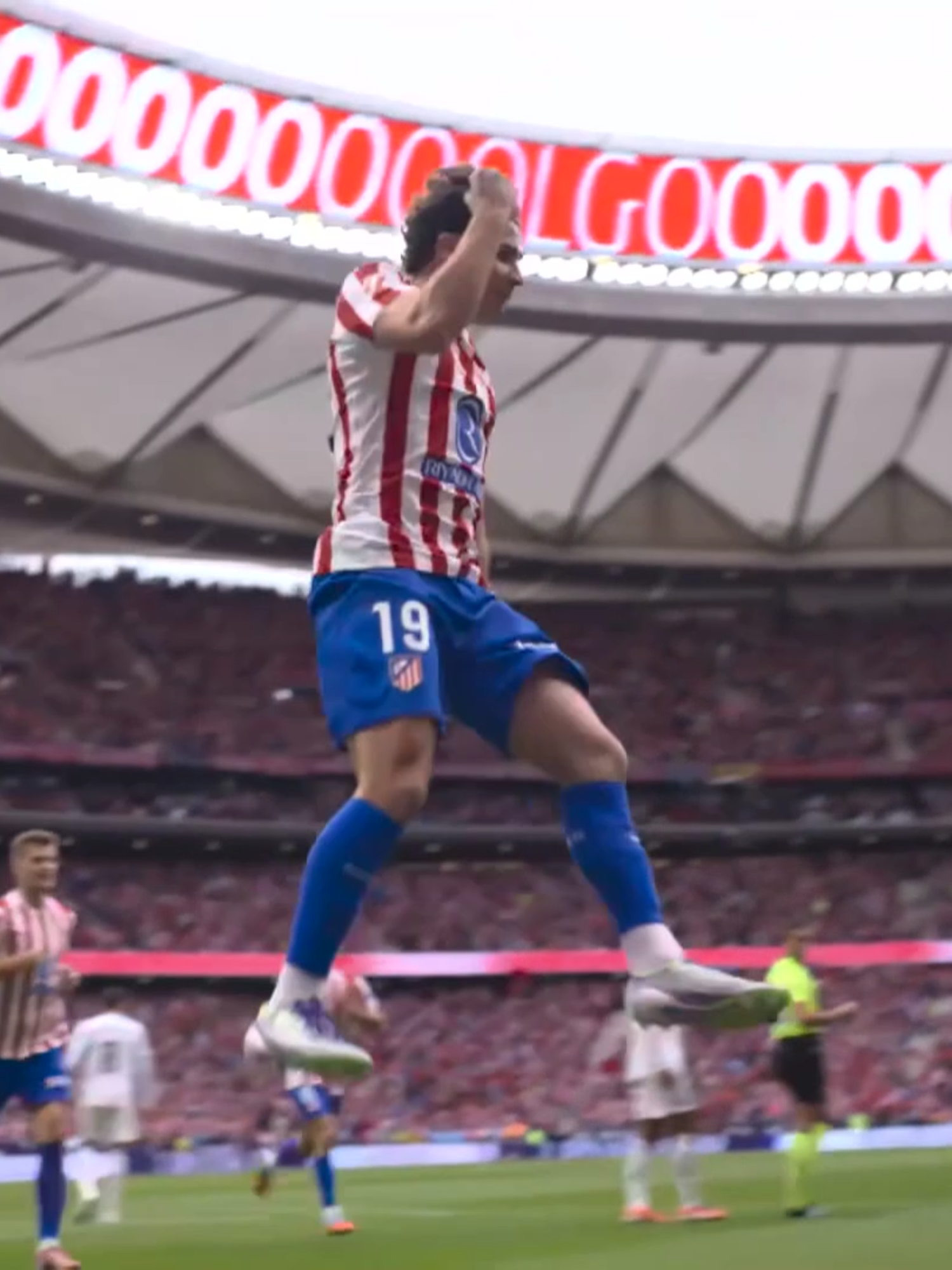 #LALIGAHighlights | Atlético de Madrid 5 - 2 Real Madrid Watch the full highlights! #AtletiRealMadrid #LALIGAEASPORTS #DeportesEnTikTok