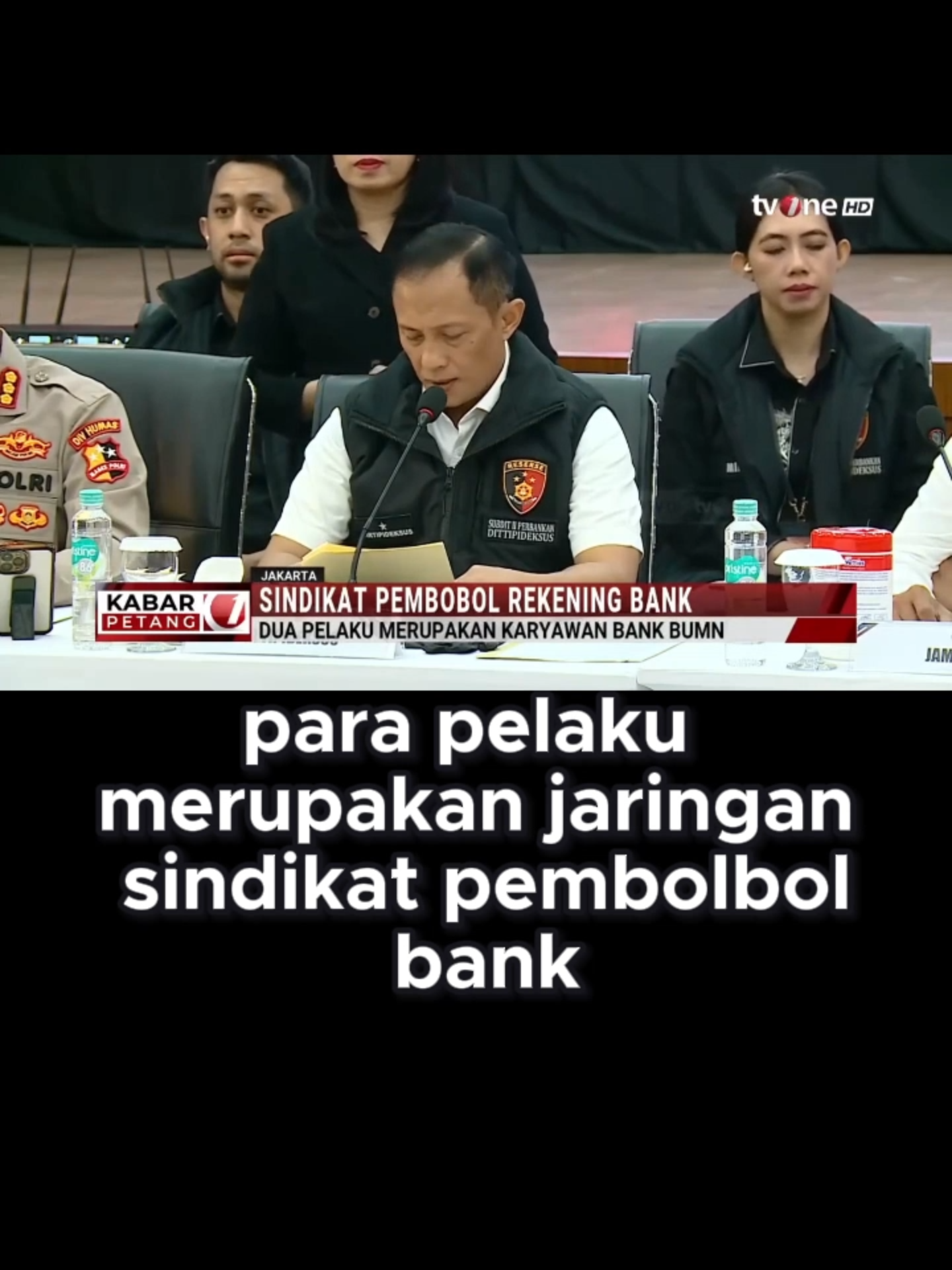 modus operandi sindikat pembobolan rekening dorman yang berani beraksi di luar jam operasional bank! Apakah Anda tahu bagaimana mereka mengelabui sistem? #ModusPembobolan#KeamananBank#KasusPenculikan#PolriUpdate#infoviral