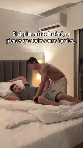 Dijera alguien que conozco en verdad es mucho pedir a alguien que sepa amar de verdad sin juzgar ni señalar los errores y sobre todo aferrarse a vivir en el pasado.... 