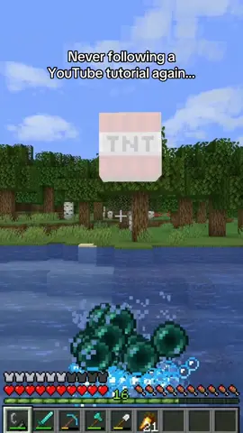 Don’t think I followed the Minecraft tutorial right #Minecraft #minecraftmemes #trending #fyp 