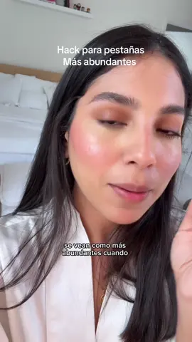 Hacks pestañas más abundantes #tipdemaquillaje 