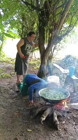 hindi ako napaso kasi Hindi pa mainit yan 
