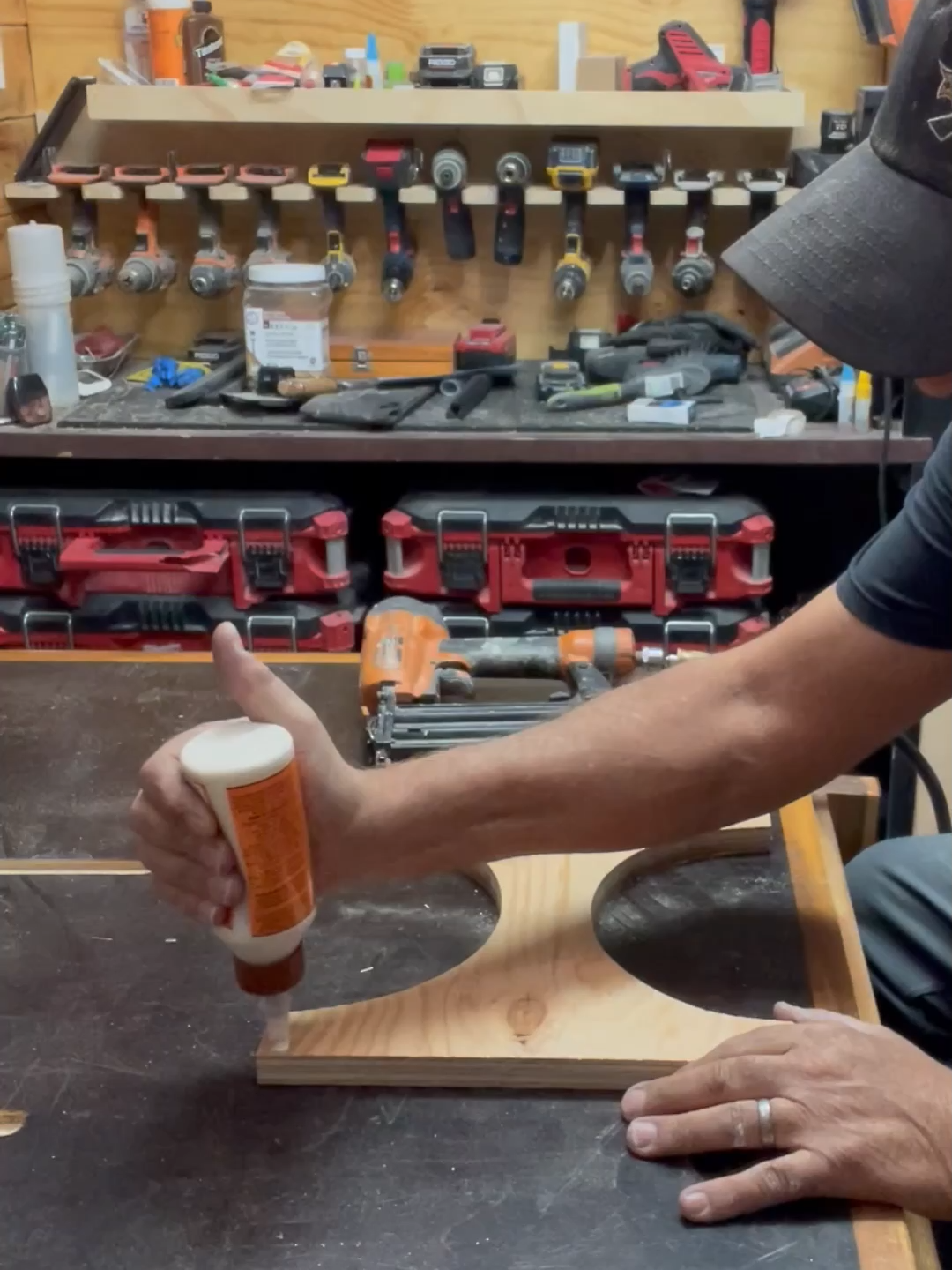 Back and Knee Pain? Build this easy DIY project #shopstool #DIYstool #woodwork