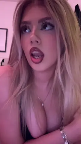 Another one since you all loved the last one  #sabrinacarpanter #tears #viral #fyp #transion 