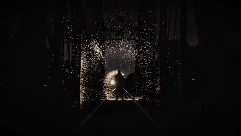 saturn tem uma importância extrema pra mim, foi uma amiga muito especial que em 2019 me apresentou através de um edit de supernatural. eu sempre penso nela quando ouço essa música.  pra mim saturn representa, principalmente, o sentimento do luto. quando meu pai morreu  eu passei a ouvir essa música de um jeito diferente, nada é mais o mesmo depois que você passa por uma perda.  ryan o’neal conseguiu transbordar sentimentos através de notas e letras tão belas, tocando tantas vidas através de uma canção.  a frase “o quão raro e belo é mesmo existir” me abriu os olhos quando todo sentido da vida parecia perdido.  e eu carrego cada segundo dessa música em mim até hoje, e acho que sempre vou carregar.  obrigada nanda por ter me apresentado sleeping at last.  obrigado pai por ter me amado tanto no pouco tempo em que te tive comigo.  #peterparker #tonystark #mcu #fyp #foryou 