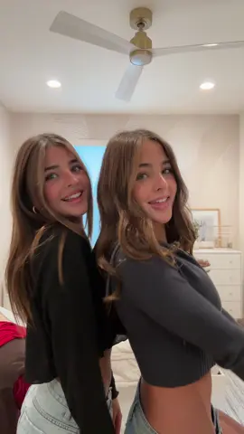 twininum @ava @leah #fyp #twins #viral #clementstwins 