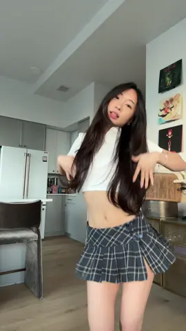 i genuinely fell & accidentally recorded only 15 secs