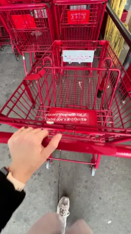 the cranberry fizz poppi… merry Christmas everyone ??? #groceryshopwithme #groceryshopping #asmr #shopwithme #traderjoes #costco #restock 