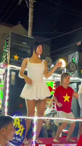 Hết nước chấm luôn😜#Dance #trungthutuyenquang #viraltiktok #xuhuongtiktok #follow 