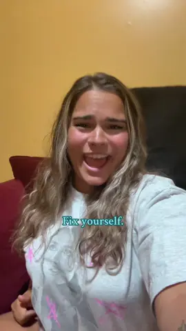 Lyrics are top tier😍 #tatemcrae #t4t #fyp #misspossessivetour @tate mcrae 