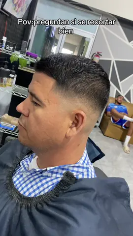 Dos tres ahí ya ni queda  tan mordido #elbryanbarber649 #aura #barberlife #barberosdelmundo #tepicnayarit 