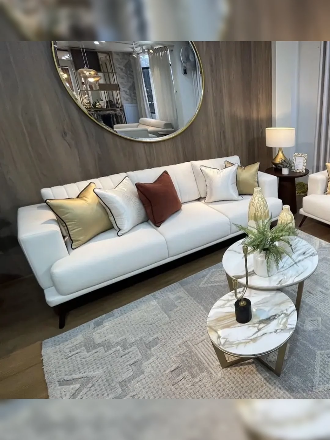 🛋️✨ ¡Los detalles hacen la diferencia! En Yaqardecora transformamos tus muebles con forros a medida 🪡💖, dándoles un estilo único y protegiéndolos para que luzcan como nuevos 😍. Nuestros clientes felices son nuestra mejor prueba 🤍🙌.  ¿Quieres que tus muebles también brillen con personalidad y confort? 🌟 📲 Contáctanos al +51 988 605 561 y dale vida nueva a tus espacios con Yaqardecora 🏡. #Yaqardecora #ForrosParaMuebles #MueblesConEstilo #DecoraciónDeHogar #TransformaTuEspacio #DiseñoAMedida #DecoConEstilo #AmbientesConPersonalidad #CuidadoDeMuebles #HogarConEstilo #DecoLovers