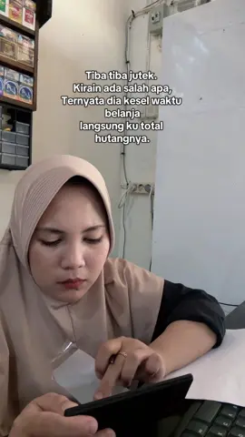 Apa cuma di melawi yang kek gini? Bisa ngutang. Ditagih baper #fypage #fyp #tokolegend #nangapinoh #trend 