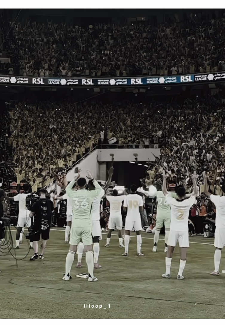 فارس عوض :جماهير النصر السعيدة والمتصدرين افسحو الطريق 💛  نخَب @nakh0b يقدم لكم تيشيرتات النصر بجودة عالية مع كود خصم رهيب : LA7  #النصر #اكسبلور #alnassr #مالي_خلق_احط_هاشتاقات🧢 #جمهور_النصر @فارس عوض 