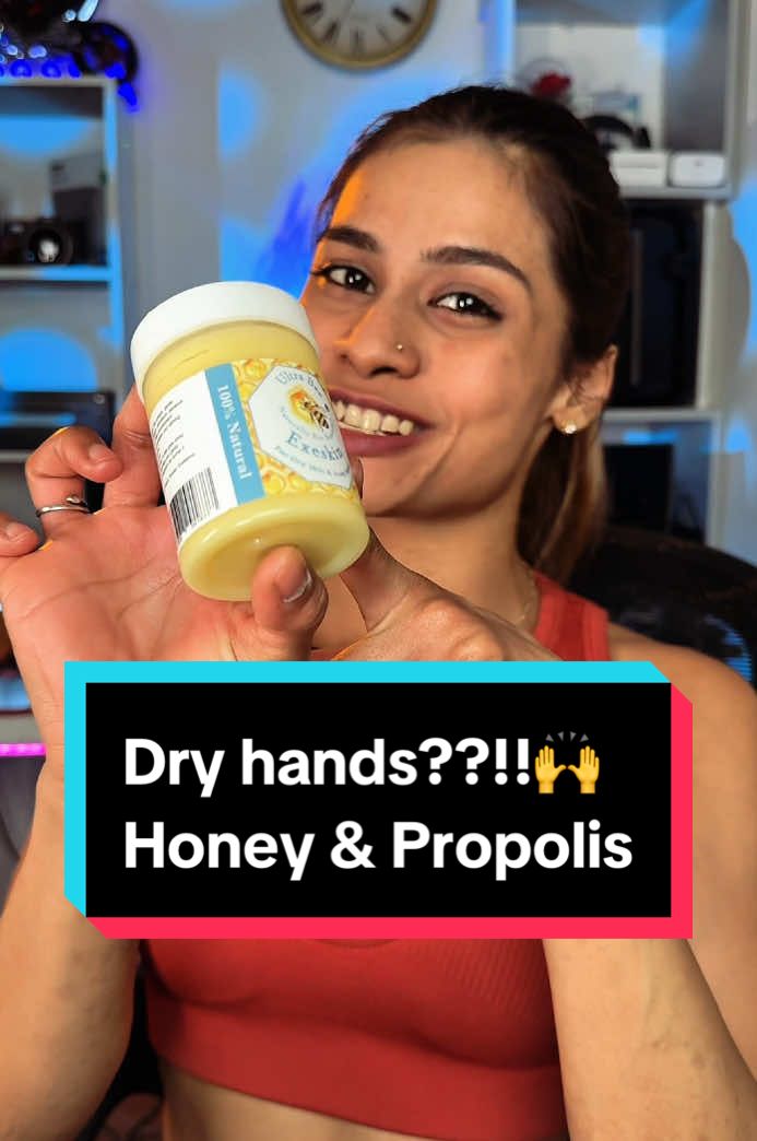 My hands have never been this soft 🙌✨ #beebalm #winterskincare #moisture #softhands #tiktokmademebuyit 