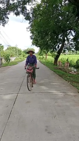 #foryoupage #tiktoknews #ကိုယ်ချင်းစာပါတယ်ကွာ #🙏🙏❤️😘 #myarmartiktok #fpyシ 