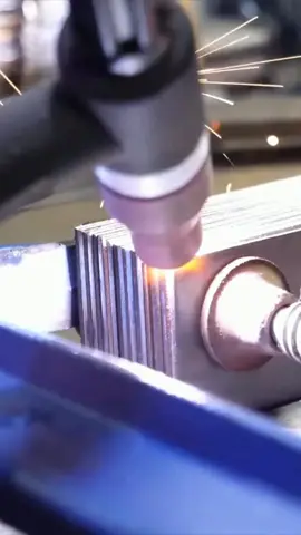 My lG : bennylite ^^ becomes useful beauty through fire  #knife #laborday #handmadeknife #tiktokbacktoschool 