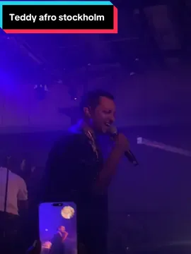 It was shutdown in Sweden today and teddy afro was LIT and it was very fun! An experience of a lifetime 🇪🇹🌟 #fyp #teddyafro #ethiopian_tik_tok #oromootiktok #fördig 