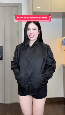 Áo khoác dù nam màu đen trơn mà