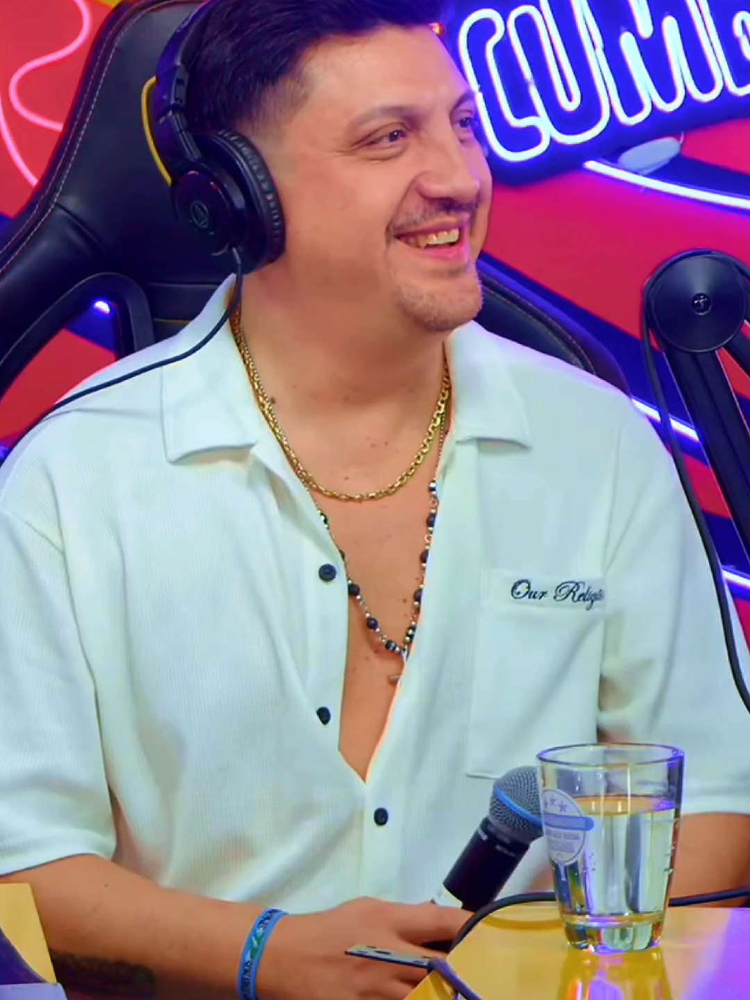 Valeska Anaconda Ft Tambo Tambo / Tiene Espinas El Rosedal (Un Poco De Ruido 100 Programad)