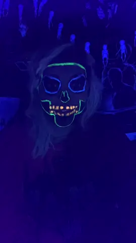 #uv #makeup #uvlight #uvlightmakeup #fyp