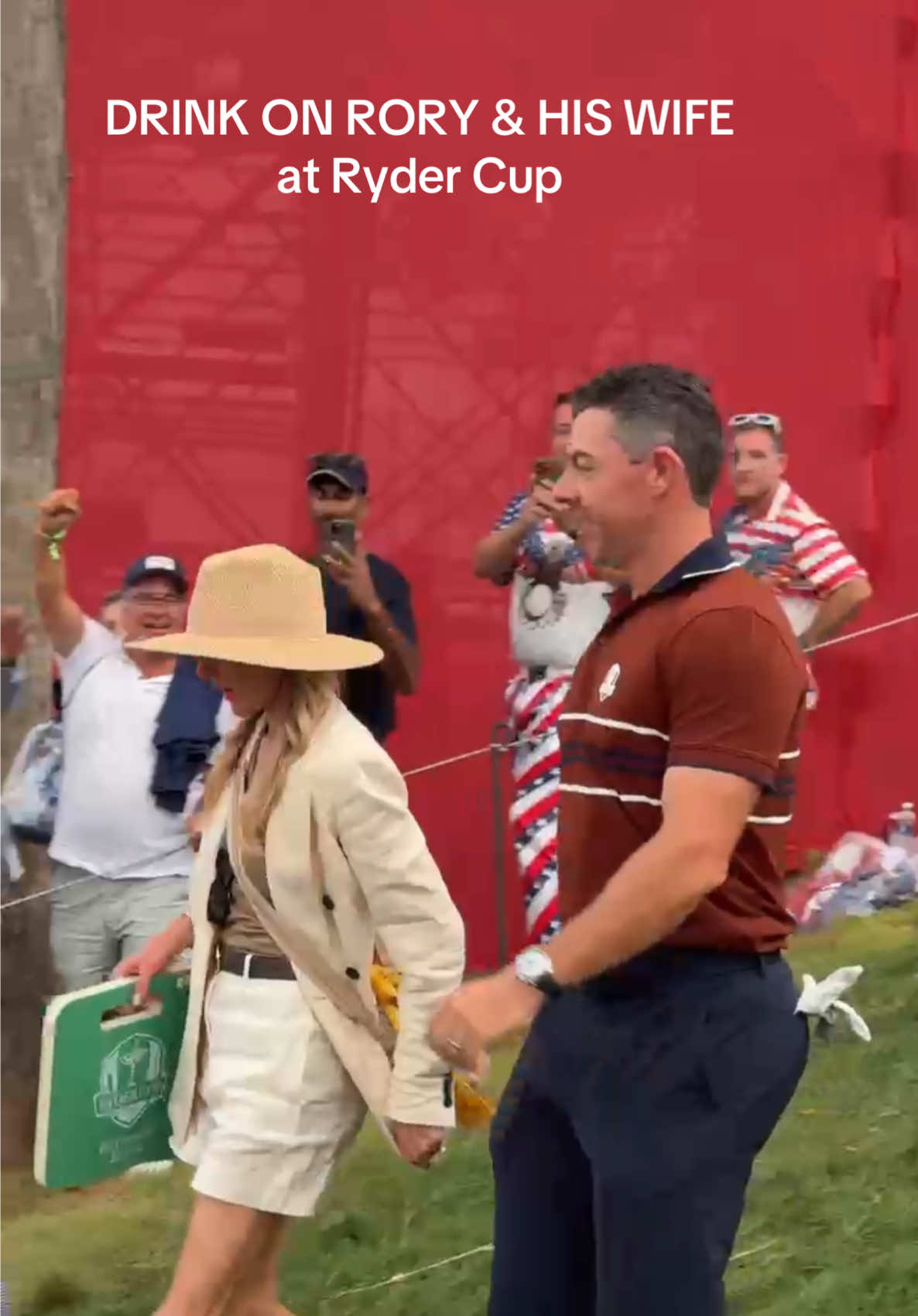 Wait till the end - what is wrong people ?!? It could be such a sweet video - a sportsman cheering with fans and then this !  #RyderCup #fans #rorymcilroy #drink #throwing 